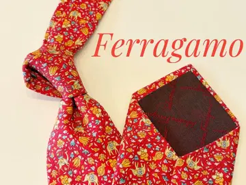 새상품급 Ferragamo 페라가모 꽃무늬 실크 넥타이 레어