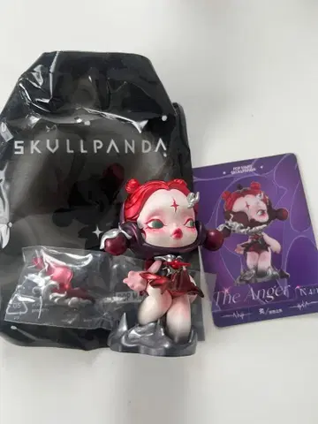 SKULLPANDA 더 엔젤 피규어