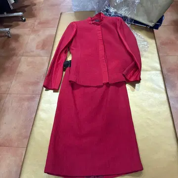 HIROKO KOSHINO 빨간색 수트/포멀 셋업