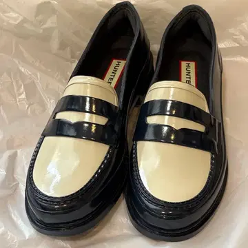 헌터 네이비 화이트 레인 슈즈