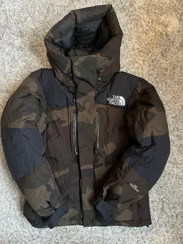 THE NORTH FACE 다운 자켓 S 카모플라쥬