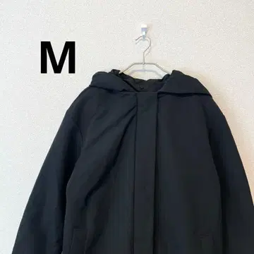 유니클로 세탁 가능한 하이브리드 다운 M 사이즈