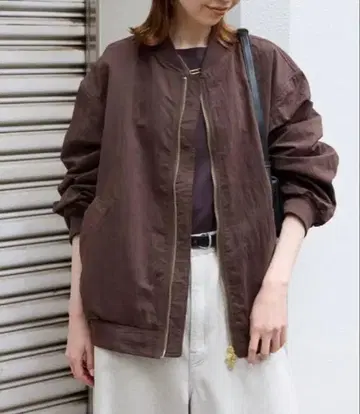 저널 스탠다드 right MA-1