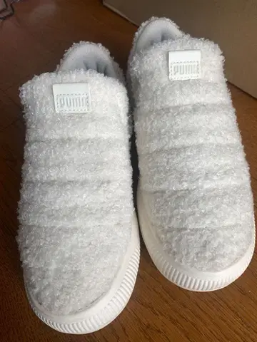 PUMA 보아 스니커즈