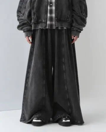 HARE DABO 루즈 피그먼트 스웨트 팬츠 M