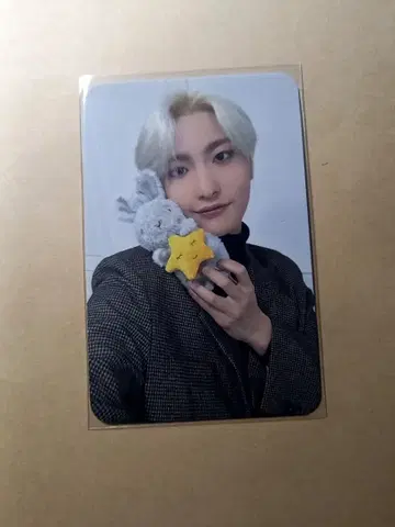 ATEEZ 성화 트레이딩 카드 SixKshop 토끼 봉제 인형