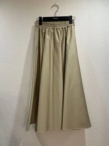 AVENIRETOILE 플레어 스커트 36