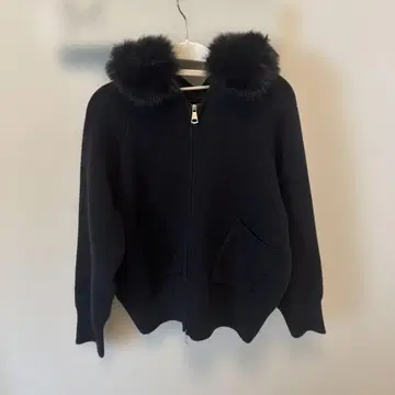 후드 부착 블랙 니트 가디건