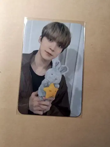 ATEEZ 윤호 트레이딩 카드 SixKshop 토끼 봉제 인형