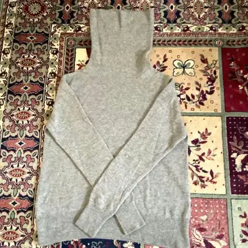 새상품급 풍성한 터틀 캐시미어 100% 유니클로 터틀 니트