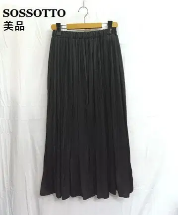 새상품급 SOSSOTTO /소소토 블랙 플리츠 스커트