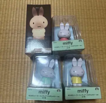 흔들흔들 솔라 피규어 받침대 포함 룸 라이트