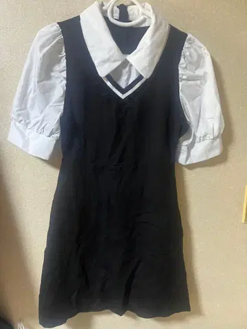 titty&Co. 토킹 라인 리브 셔츠 원피스 블랙