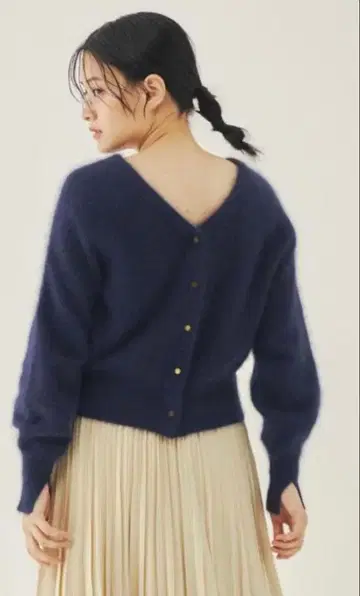 EMMEL REFINES EM fluffyV 넥 2WAY 니트 가디건