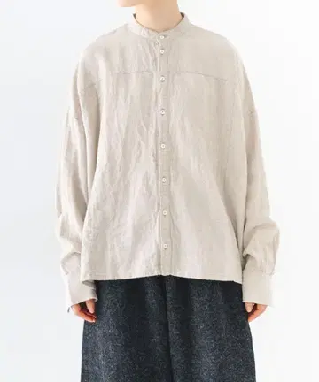 네스트로브 기모 블라우스