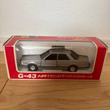 도요타 크라운 4도어 H.T. 로얄 살롱 G 1/40 미니카