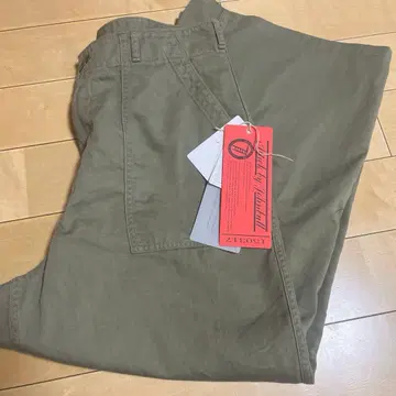 새상품급 애틱 바이 젬블 밀리터리 와이드 팬츠 밀리터리