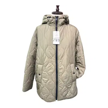 베이지 퀼팅 자켓 후드 부착