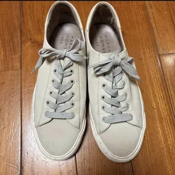 마가렛호웰 로우컷 스니커즈