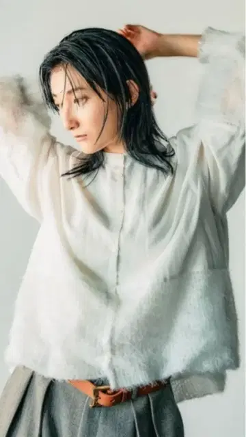 니코앤드 밴딩 모헤어 벌룬 블라우스