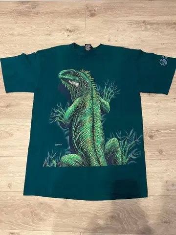 90년대 레어 HABITAT XCV 그린 컬러 공룡 티셔츠