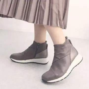 fitfit 크로스 인스텝 부츠 그레이 베이지 브라운 23.5