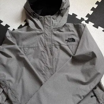 The North Face 체크 무늬 마운틴 후드티 M