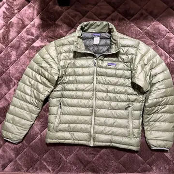 파타고니아 다운 스웨터 올리브