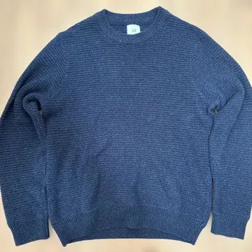 H&M 네이비 크루넥 니트 짧은 기장 M 스웨터