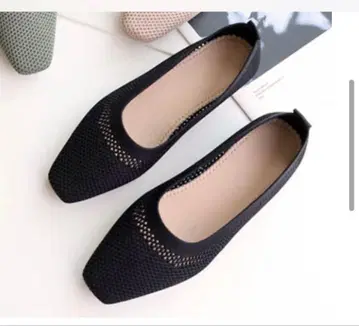 메쉬 디자인 플랫슈즈 블랙