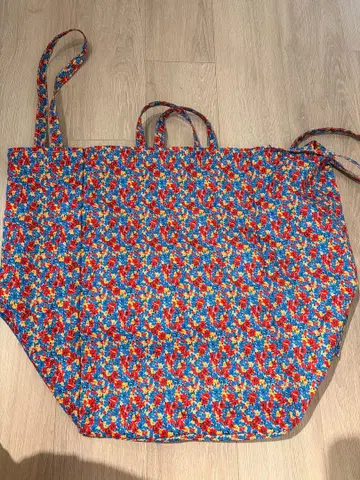 amiacalva 꽃무늬 토트백