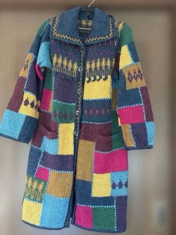 세르비아 제 IVKO 두꺼운 원단 니트 코트 울