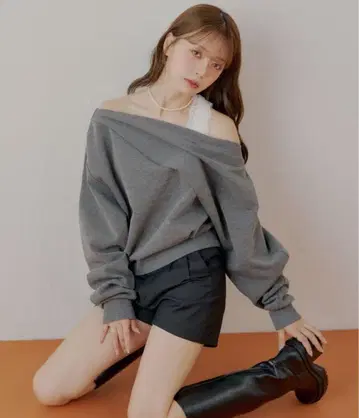 Chico 원숄더 어깨 레이스 상의