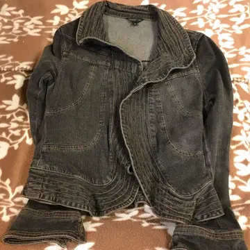 프릴 다크 그레이 데님 자켓 사이즈 2