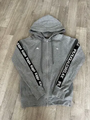 1PIU1UGUALE3 카파 후드티