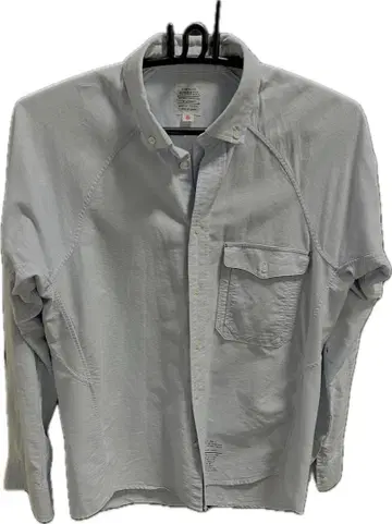 OZERV. 라이트 블루 긴팔 셔츠