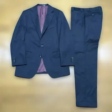 다크 그레이 스트라이프 비즈니스 정장 세트 보통 체형