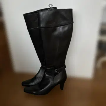 블랙 가죽 롱 부츠 중간 힐