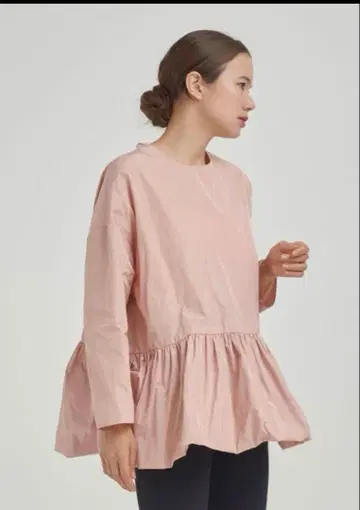 새상품급 yori 헴 벌룬 블라우스 핑크