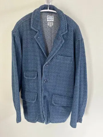 울 혼방 파랑 버튼 포함 커버올