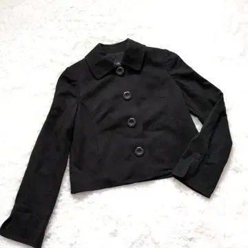 새상품급 EPOCA 에포카 블랙 숏 자켓 버튼 포함 38