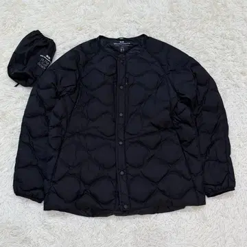 1702 유니클로 화이트 마운티니어링 울트라 라이트 다운 XL 블랙