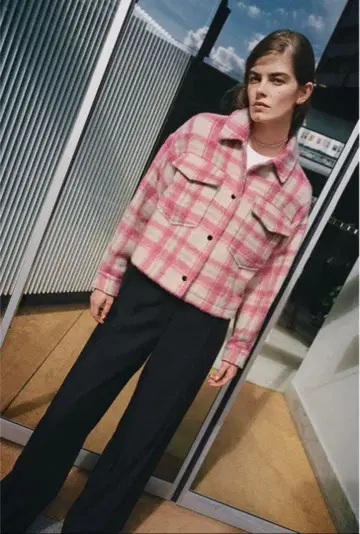 ZARA 크롭 체크 셔츠 자켓