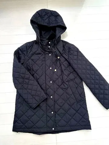 자유구 퀼팅 아우터