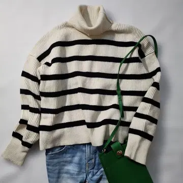 Spick & Span 울 혼방 보더 하이넥 스웨터