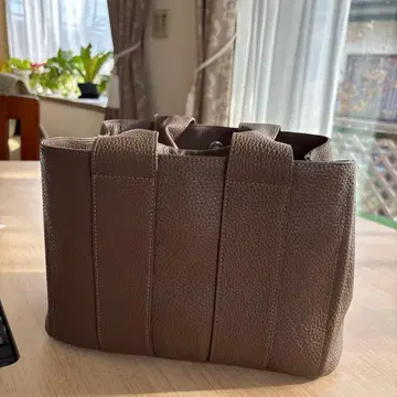 브라운 토트백 가죽