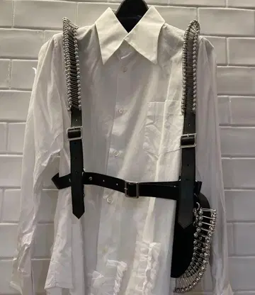 24FW 느와르 케이니노미야 하네스