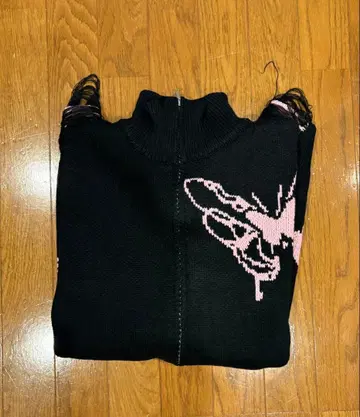 High neck butterfly pattern design knit