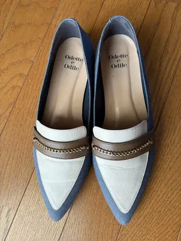 오데트 에 오딜 체인 로퍼 24.5cm