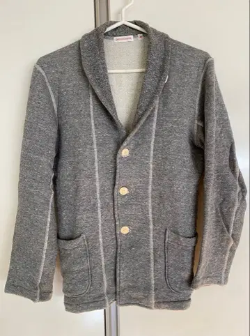 드레 스테리아 맨투맨 자켓